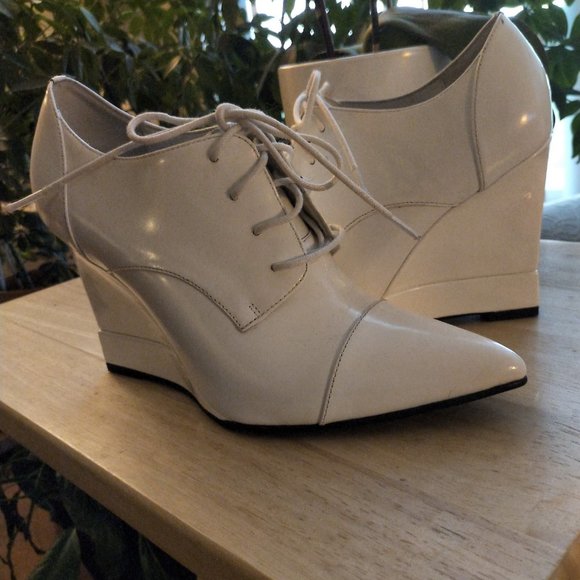 JEFFREY CAMPBELL ankle white booties 7.5 - Picture 7 of 10